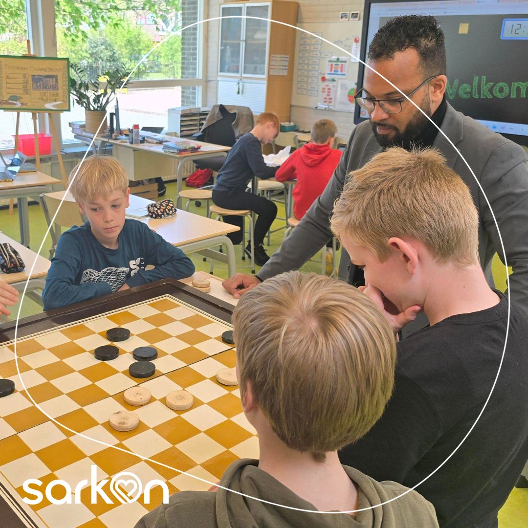 Gemeente eert winnende dammers